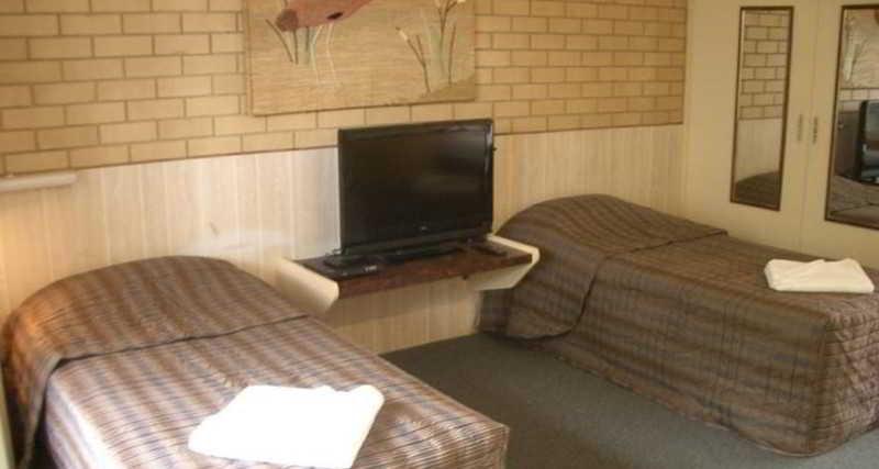 Iluka Motel Ngoại thất bức ảnh